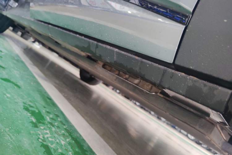 Used BYD Dolphin 2023 420 km Fashion Edition Left Side Sill