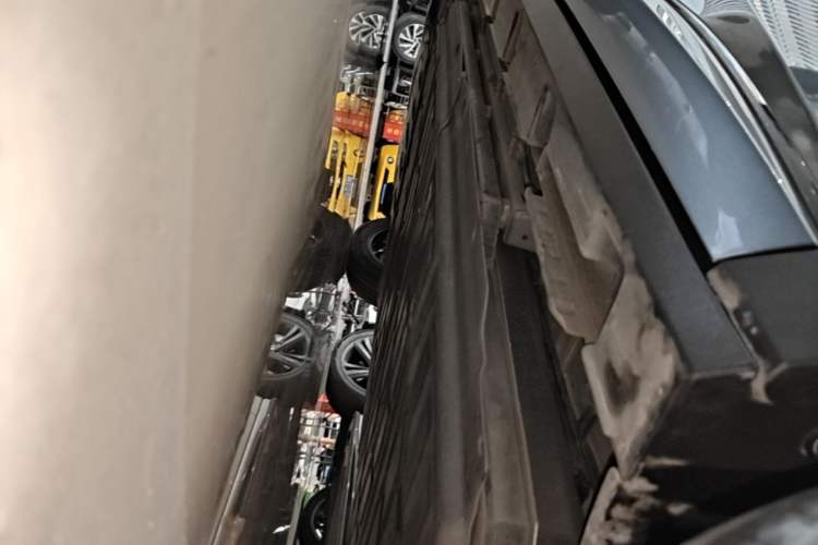 Used BYD Dolphin 2023 420 km Fashion Edition Left Side Sill