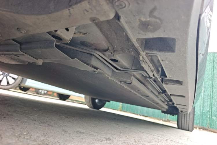 Used BYD Dolphin 2023 420 km Fashion Edition Left Side Sill