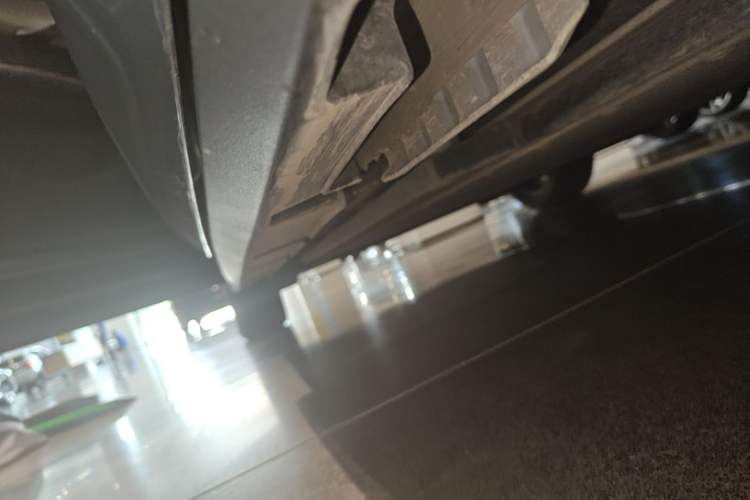Used BYD Dolphin 2023 420 km Fashion Edition Left Side Sill