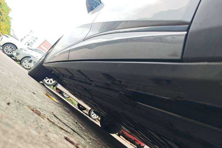 Used BYD Dolphin 2023 420 km Fashion Edition Left Side Sill