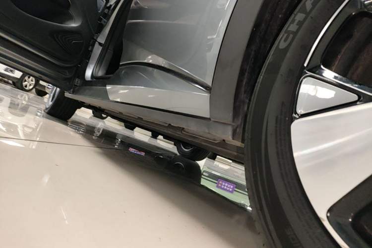 Used BYD Dolphin 2023 420 km Fashion Edition Left Side Sill