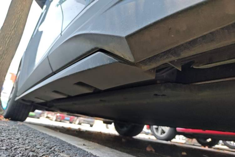 Used BYD Dolphin 2023 401km Knight Edition Left Side Sill