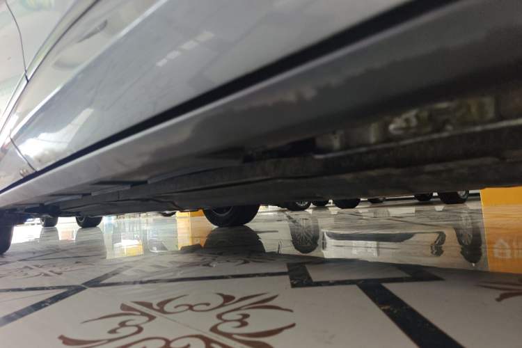 Used BYD Dolphin 2023 420 km Fashion Edition Left Side Sill