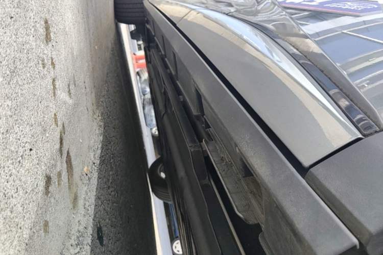Used BYD Dolphin 2023 420 km Fashion Edition Left Side Sill