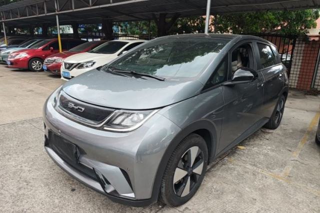 Used BYD Dolphin 2023 420 km Fashion Edition