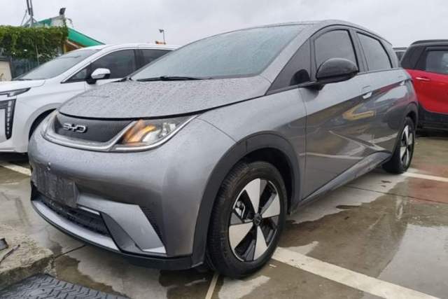 Used BYD Dolphin 2023 420 km Fashion Edition