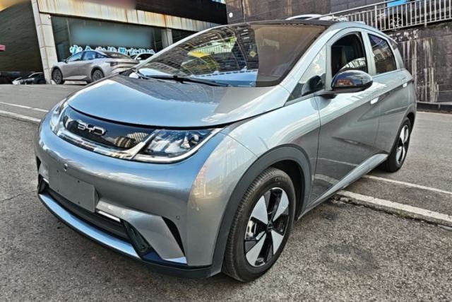 Used BYD Dolphin 2023 420 km Fashion Edition