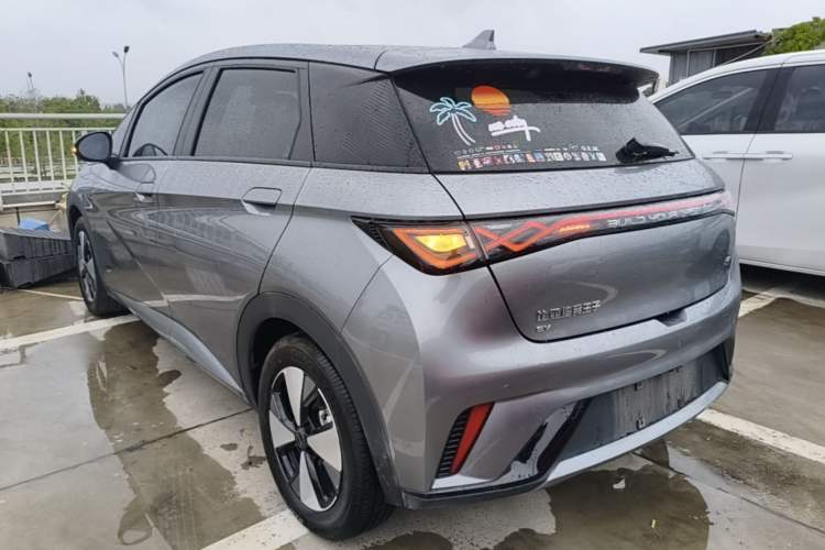 Used BYD Dolphin 2023 420 km Fashion Edition Rear Left 45 Deg