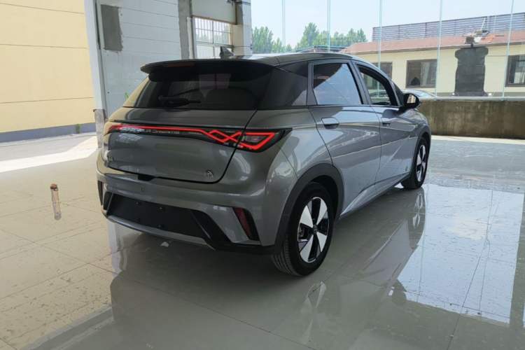Used BYD Dolphin 2023 420 km Fashion Edition Rear Right 45 Deg