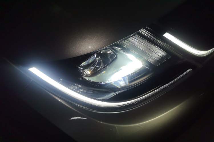 Used BYD Dolphin 2023 420 km Free Version Right Front Headlight