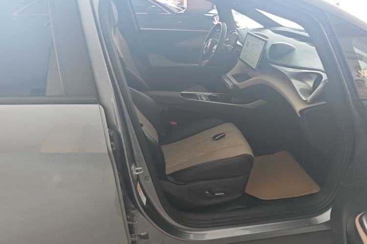 Used BYD Dolphin 2023 420 km Fashion Edition Right Front Seat