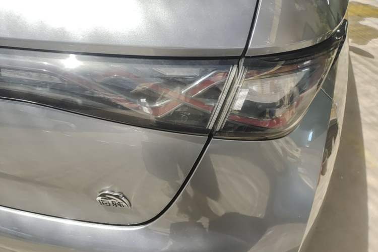 Used BYD Dolphin 2023 420 km Fashion Edition Right Rear Taillight