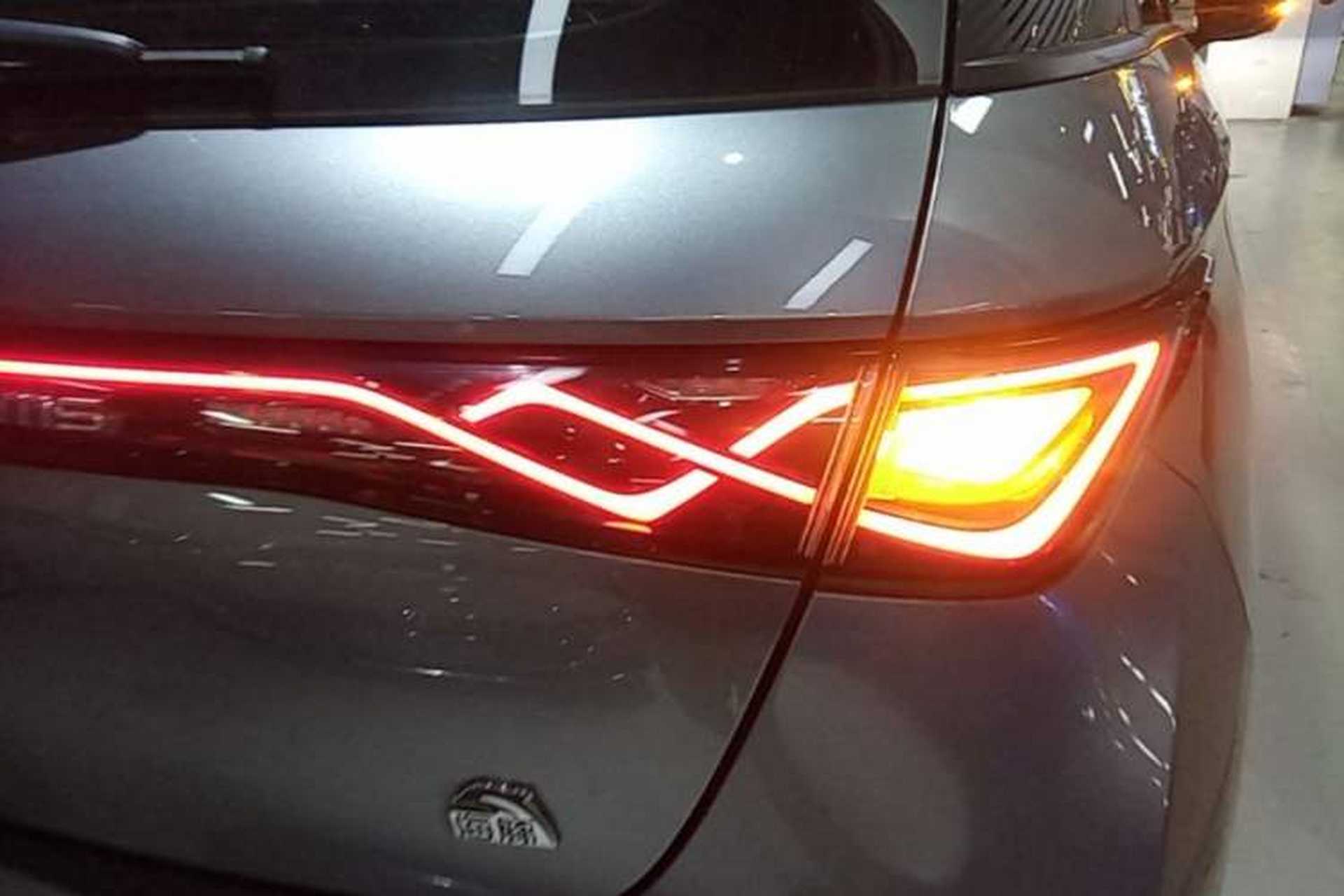 Used BYD Dolphin 2023 420 km Fashion Edition Right Rear Taillight