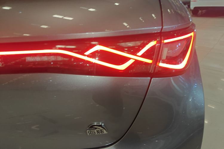 Used BYD Dolphin 2023 420 km Fashion Edition Right Rear Taillight