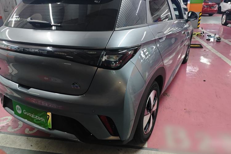 Used BYD Dolphin 2023 420 km Fashion Edition Right Rear Taillight