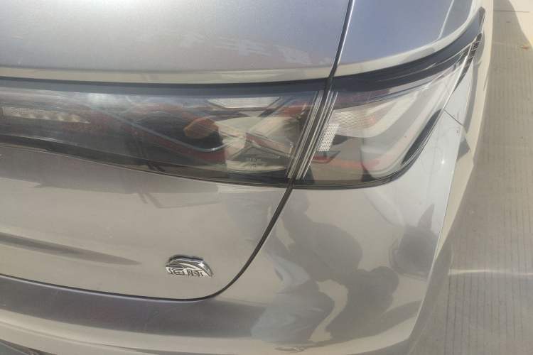 Used BYD Dolphin 2023 420 km Fashion Edition Right Rear Taillight