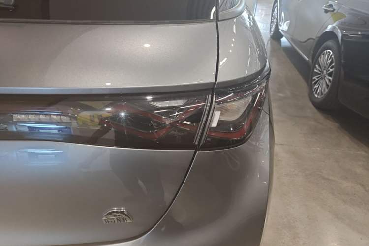 Used BYD Dolphin 2023 420 km Fashion Edition Right Rear Taillight