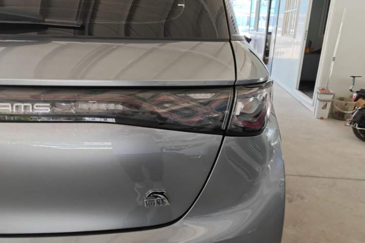 Used BYD Dolphin 2023 420 km Free Version Right Rear Taillight