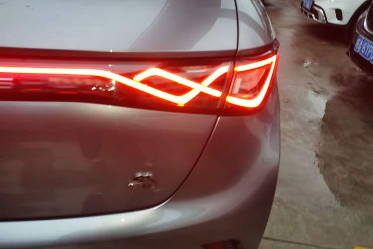 Used BYD Dolphin 2023 420 km Free Version Right Rear Taillight