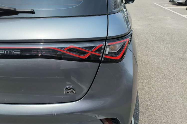 Used BYD Dolphin 2023 420 km Free Version Right Rear Taillight