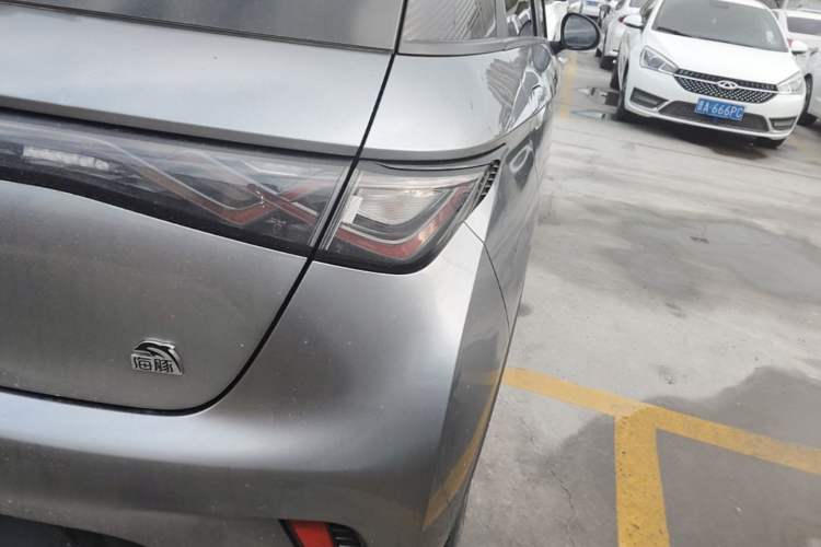 Used BYD Dolphin 2023 420 km Fashion Edition Right Rear Taillight