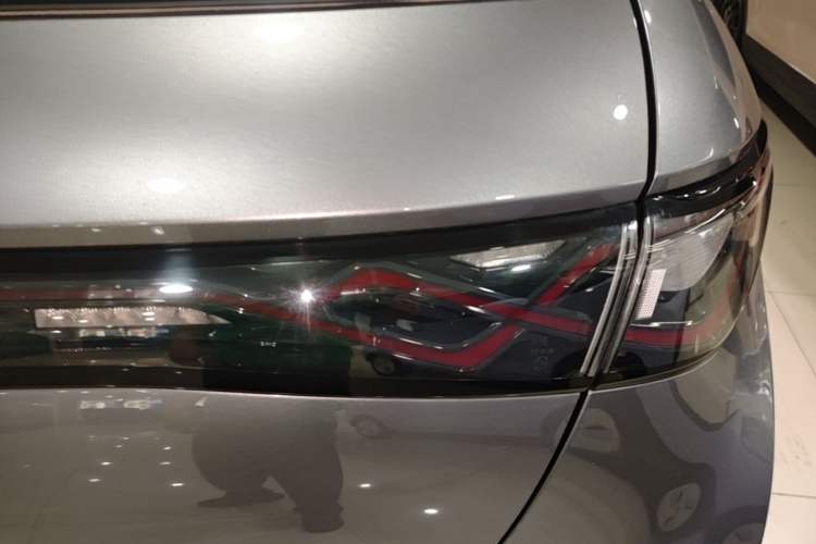 Used BYD Dolphin 2023 420 km Free Version Right Rear Taillight