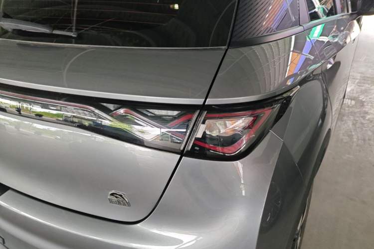 Used BYD Dolphin 2023 420 km Free Version Right Rear Taillight