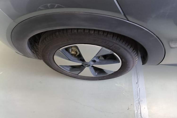 Used BYD Dolphin 2023 420 km Free Version Right Rear Wheel Hub