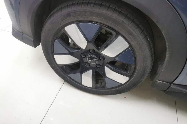 Used BYD Dolphin 2023 401km Knight Edition Right Rear Wheel Hub