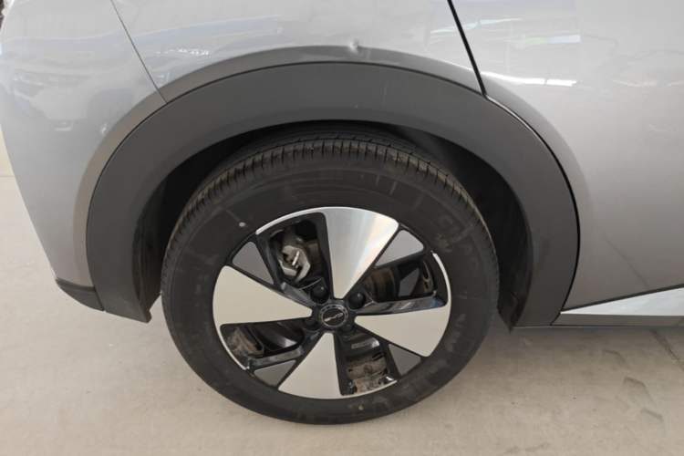 Used BYD Dolphin 2023 420 km Free Version Right Rear Wheel Hub