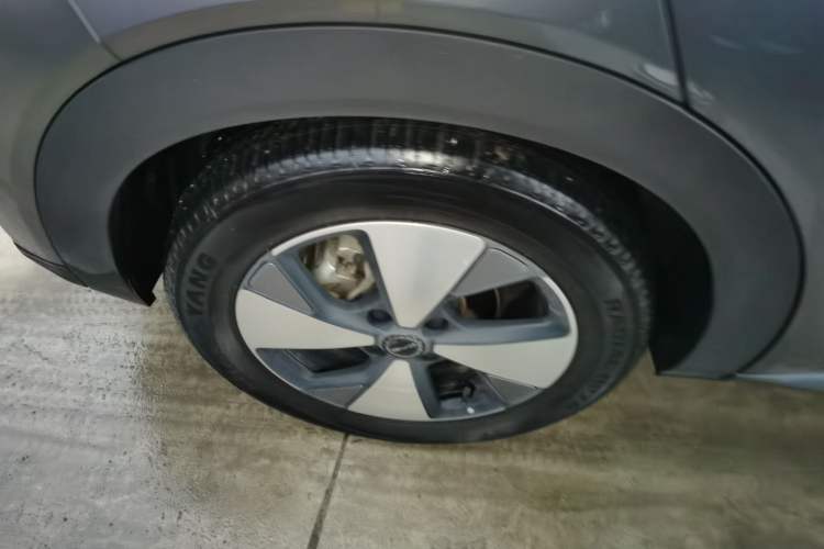 Used BYD Dolphin 2023 420 km Free Version Right Rear Wheel Hub