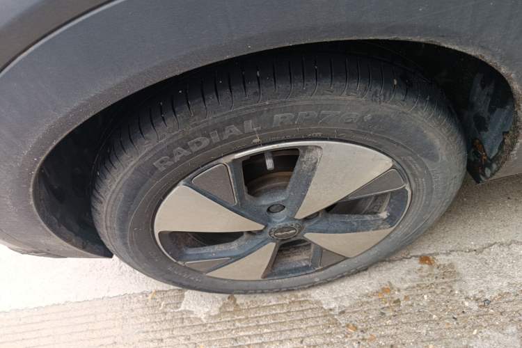 Used BYD Dolphin 2023 420 km Free Version Right Rear Wheel Hub