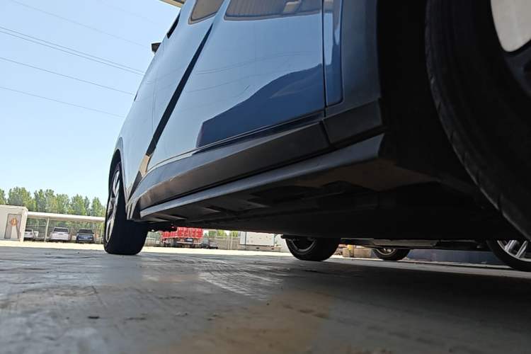 Used BYD Dolphin 2023 401km Knight Edition Right Side Sill