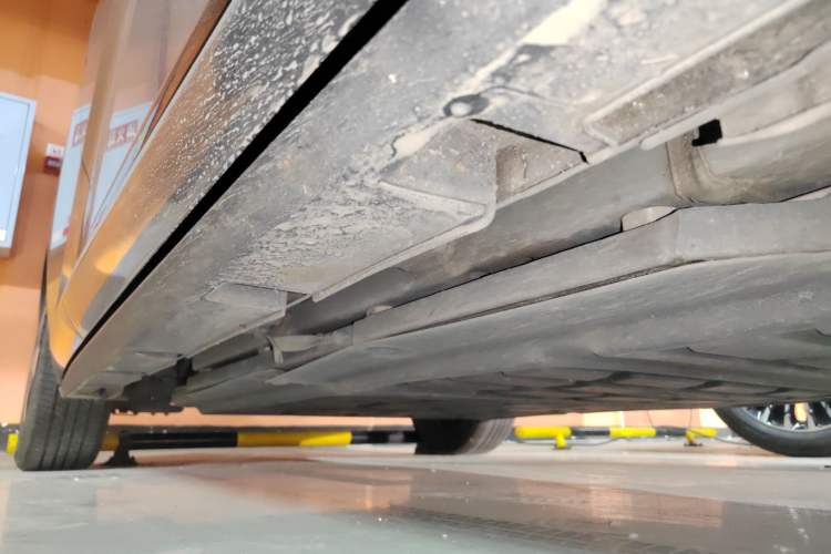Used BYD Dolphin 2023 420 km Fashion Edition Right Side Sill
