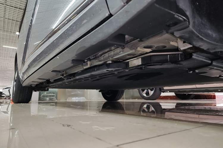 Used BYD Dolphin 2023 420 km Free Version Right Side Sill
