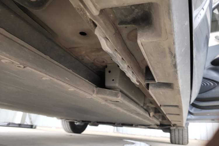 Used BYD Dolphin 2023 420 km Fashion Edition Right Side Sill