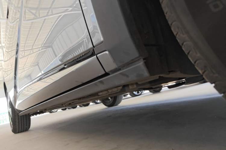 Used BYD Dolphin 2023 420 km Free Version Right Side Sill