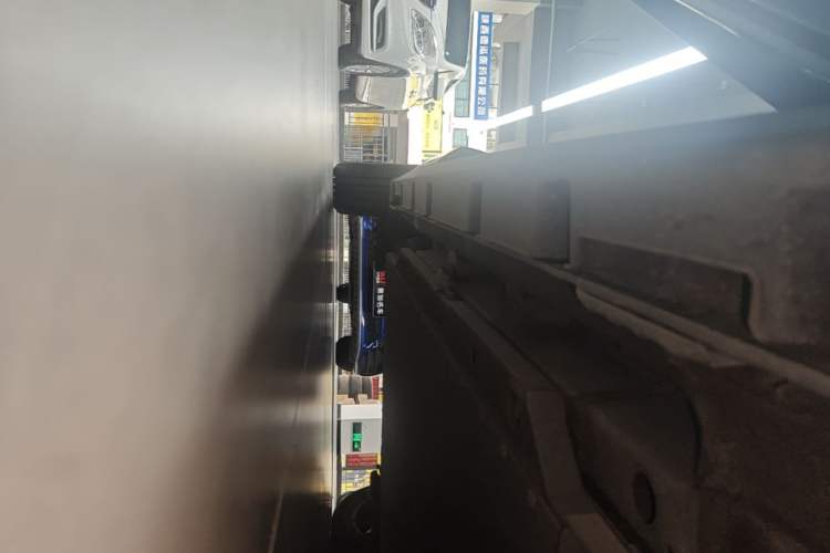 Used BYD Dolphin 2023 420 km Fashion Edition Right Side Sill