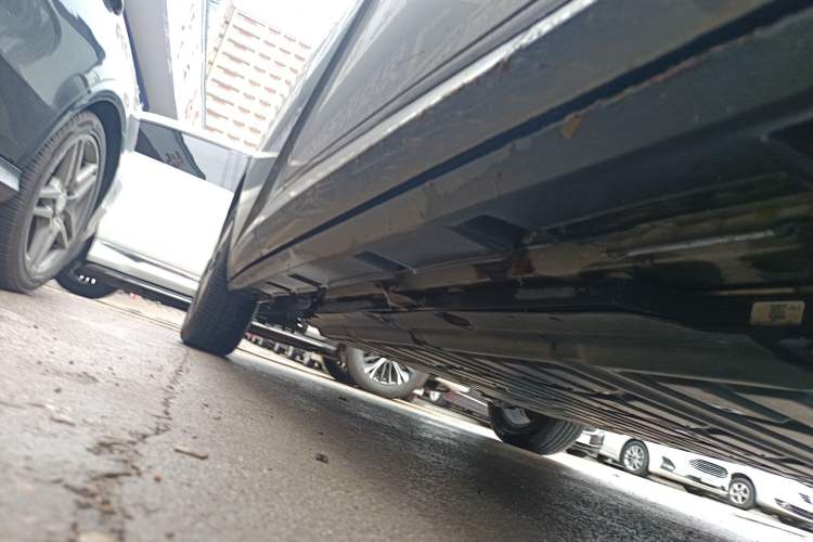 Used BYD Dolphin 2023 420 km Free Version Right Side Sill