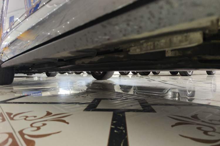 Used BYD Dolphin 2023 420 km Fashion Edition Right Side Sill