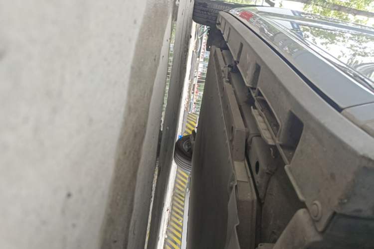 Used BYD Dolphin 2023 420 km Free Version Right Side Sill