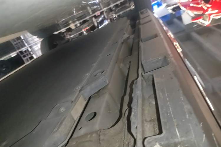 Used BYD Dolphin 2023 420 km Fashion Edition Right Side Sill