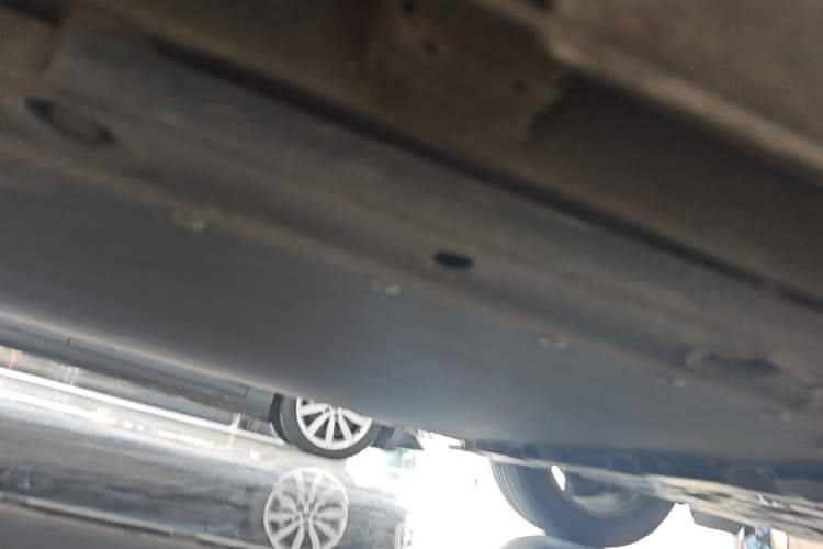 Used BYD Dolphin 2023 420 km Fashion Edition Right Side Sill