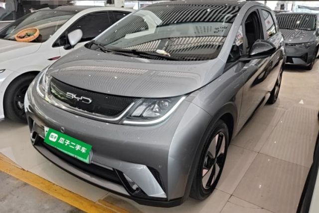 Used BYD Dolphin 2023 420 km Fashion Edition