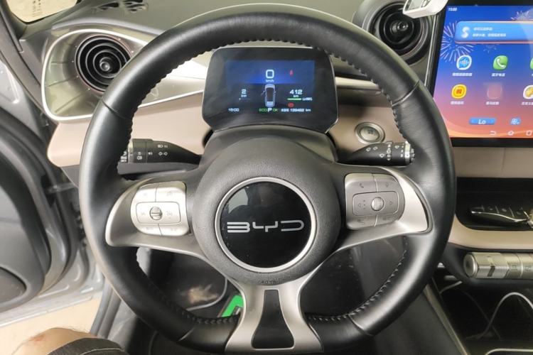 Used BYD Dolphin 2023 420 km Fashion Edition Steering Wheel