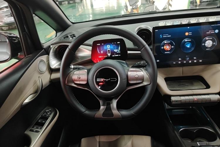 Used BYD Dolphin 2023 420 km Fashion Edition Steering Wheel