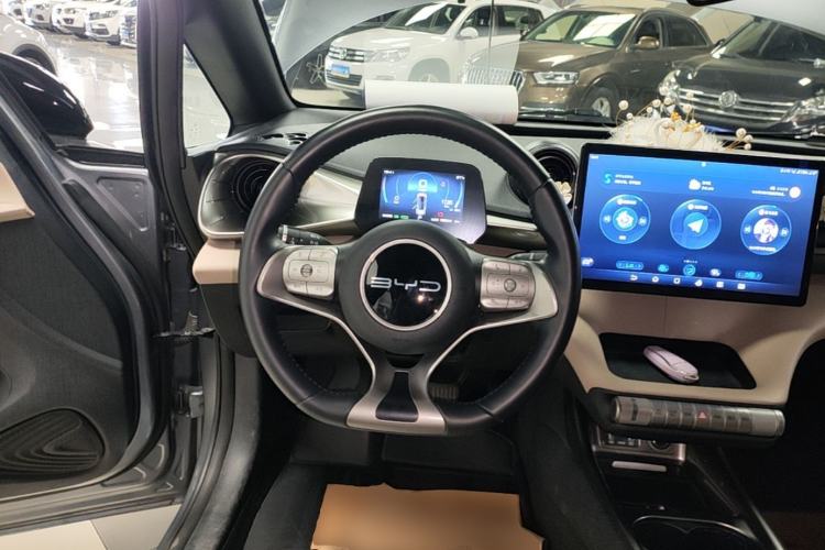 Used BYD Dolphin 2023 420 km Fashion Edition Steering Wheel