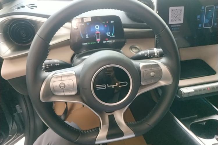 Used BYD Dolphin 2023 420 km Fashion Edition Steering Wheel
