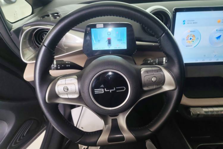 Used BYD Dolphin 2023 420 km Fashion Edition Steering Wheel